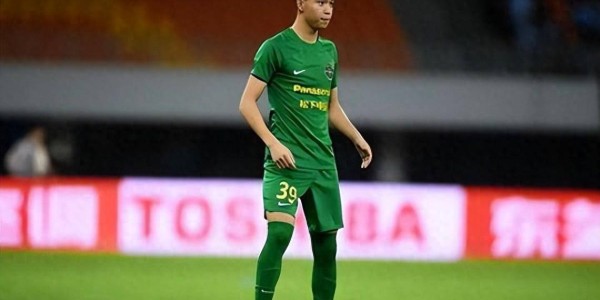 0比0！王钰栋攻防俱佳助U22国足出线，或加盟法甲欧塞尔冲事业巅峰