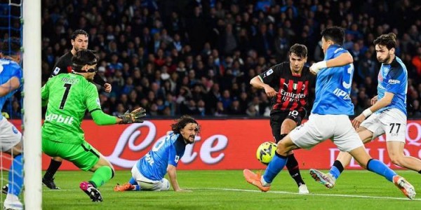 意甲强弱对话：那不勒斯VS科莫 领头羊主场稳冠？升班马客场爆冷？