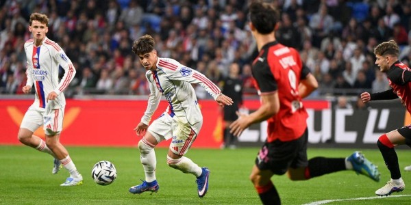 随着里昂4-2，巴黎FC4-0，欧塞尔3-1，法甲最新积分榜出炉